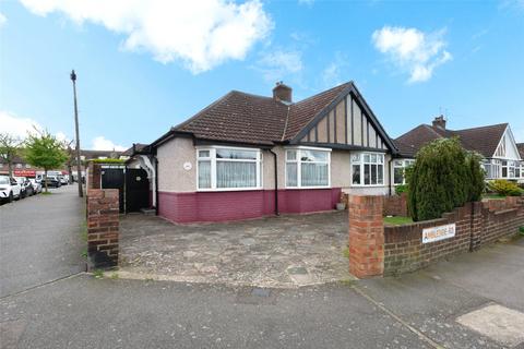 2 bedroom bungalow for sale, Ambleside Road, Bexleyheath, Kent, DA7