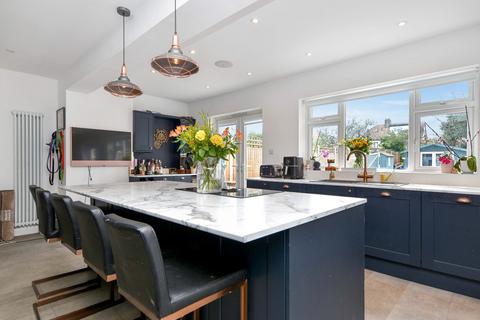 85 Thorpedene Gardens, Shoeburyness, Southend-on-sea, SS3 9JE