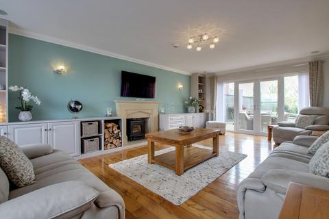 Burford House, 14 Burrettgate Road, Walsoken, Wisbech, PE14 7BN
