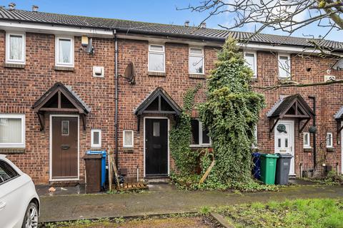 2 bedroom terraced house to rent, Hoskins Close, Manchester, M12