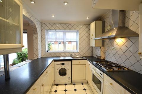 3 bedroom end of terrace house for sale, Whiteford Road, Slough, Berkshire, SL2