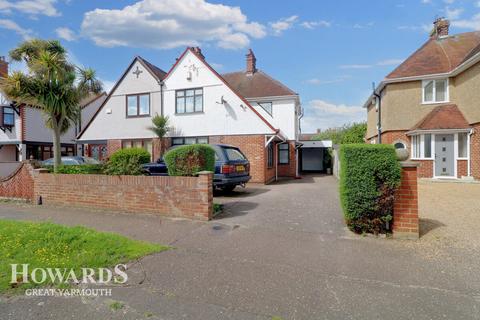3 bedroom semi-detached house for sale - Collingwood Road, Great Yarmouth