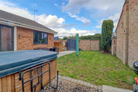 2 bedroom bungalow for sale, Great Clacton CO15