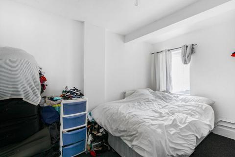 2 bedroom flat for sale, Honeywood Road, Harlesden, NW10