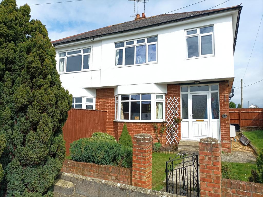 Earls Court Road, Amesbury, SP4 7NA 3 bed semidetached house for sale