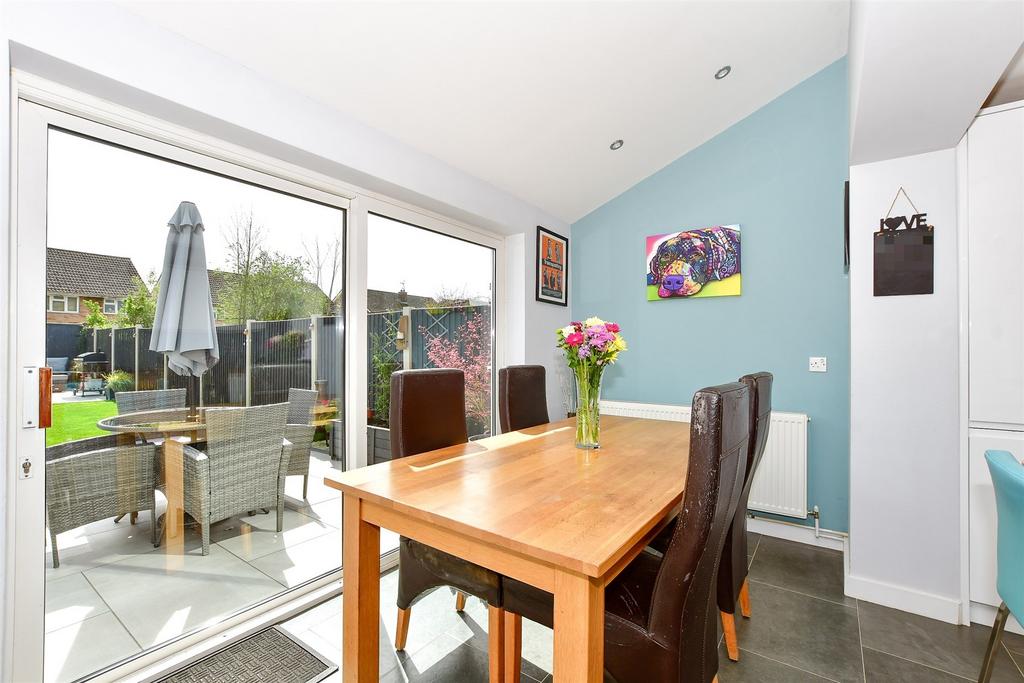 Langley Walk, Langley Green, Crawley... 4 bed semidetached house for