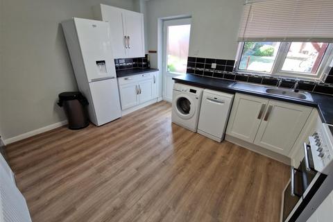 2 bedroom semi-detached house to rent, Woolavington, Bridgwater, Somerset, TA7