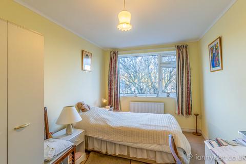2 bedroom apartment for sale, Cownwy Court, Park Crescent, Rottingdean BN2