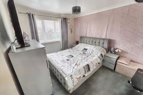 3 bedroom terraced house for sale, Thornton Terrace, Palmersville, Newcastle upon Tyne, Tyne and Wear, NE12 9QH