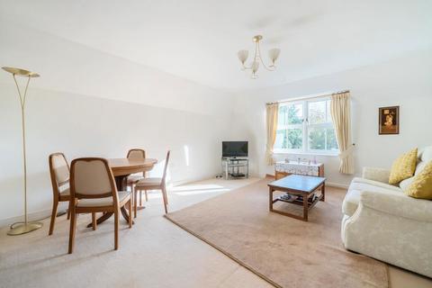 1 bedroom flat for sale, London Road, Sunningdale, Ascot, Berkshire, SL5 0LJ