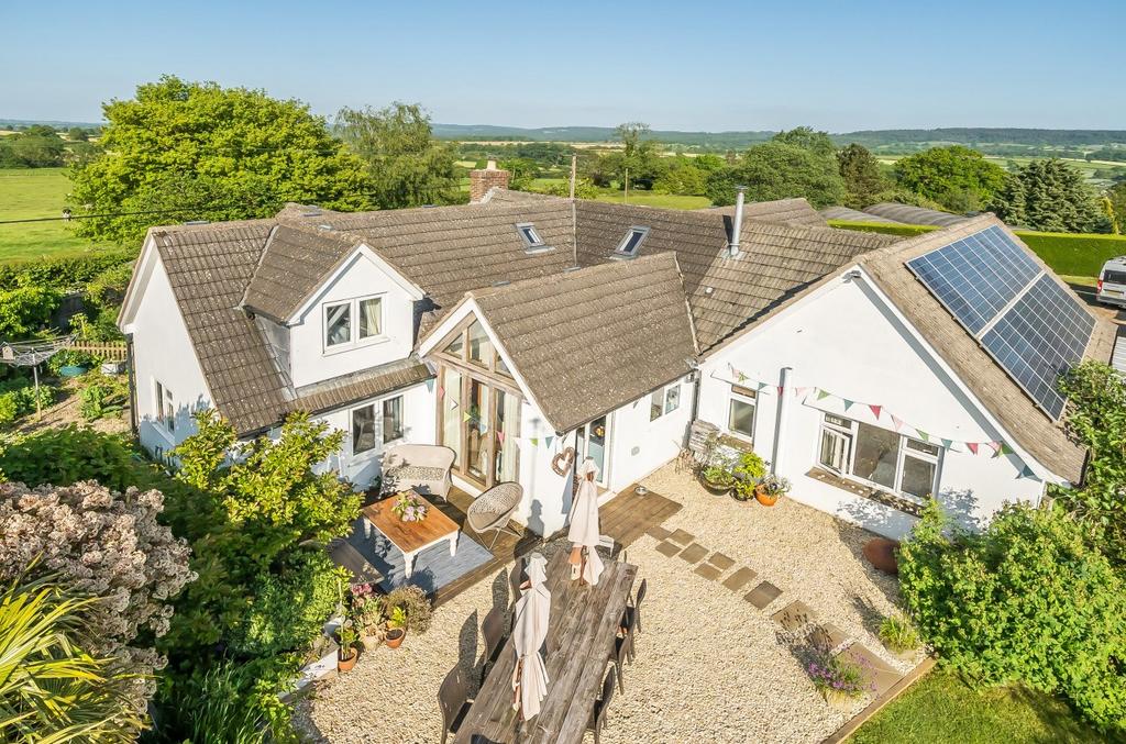 Witham Friary, BA11 4 bed village house for sale £825,000