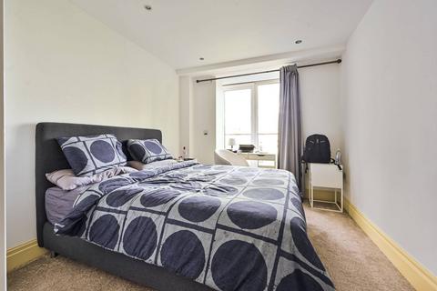 3 bedroom flat for sale, The Boulevard, Imperial Wharf, London, SW6