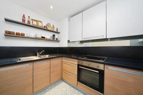 2 bedroom flat to rent, Biscayne Avenue, Canary Wharf, London, E14