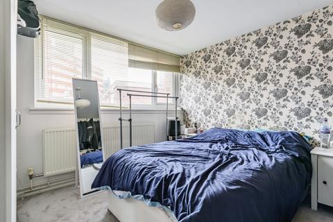 1 bedroom apartment to rent, Shoreham Close London SW18