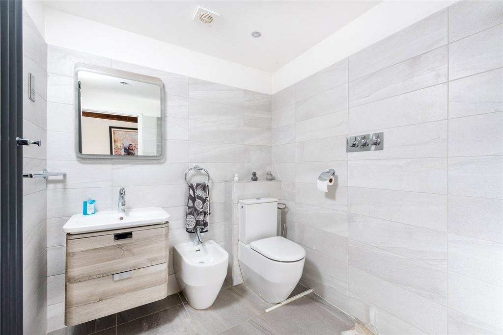 Bed 3 En Suite