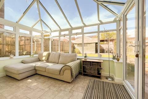 33 Beech Drive, Nailsea, Bristol, BS48 1QA