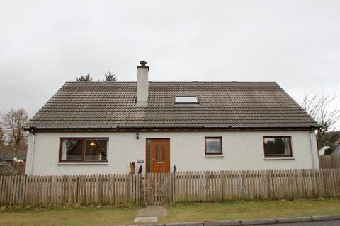 5 bedroom detached villa for sale - Toabh Na Coille, Church Terrace, NEWTONMORE, PH20 1DT
