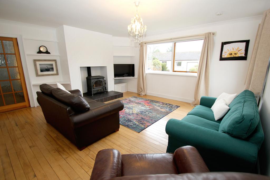 Lounge 2