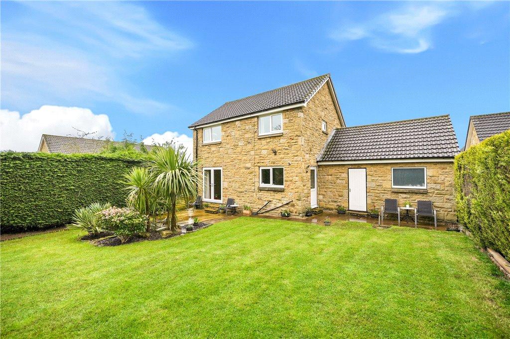 Aire Mount, Wetherby, West Yorkshire 4 bed detached house for sale £