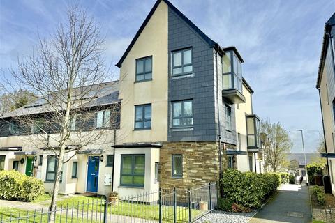 4 bedroom end of terrace house for sale, Plymbridge Road, Plymouth PL6