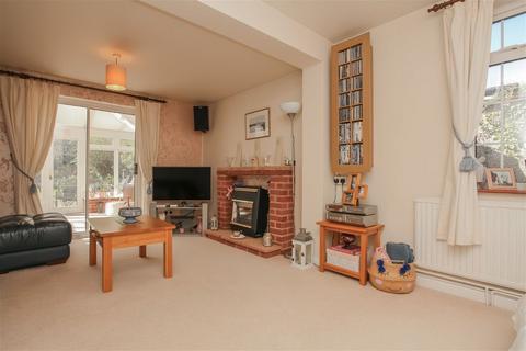 4 bedroom detached bungalow for sale, Main Road, Middleton Cheney