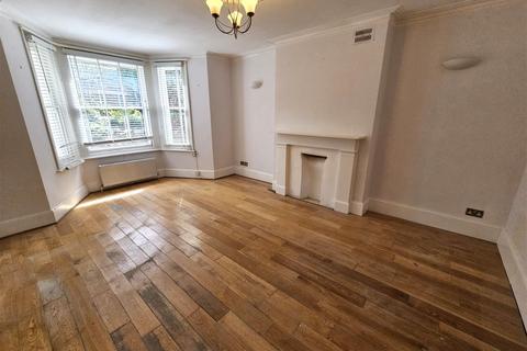 1 bedroom flat to rent, Fulham Road, London, SW6 5SF