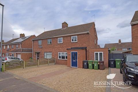 3 bedroom semi-detached house for sale, Balmoral Road, King's Lynn PE30