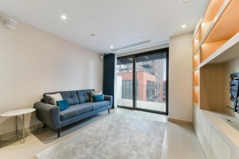 2 bedroom flat for sale, Legacy Building, Embassy Gardens, SW11