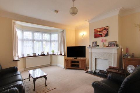 4 bedroom semi-detached house for sale, Addisons Close, Shirley