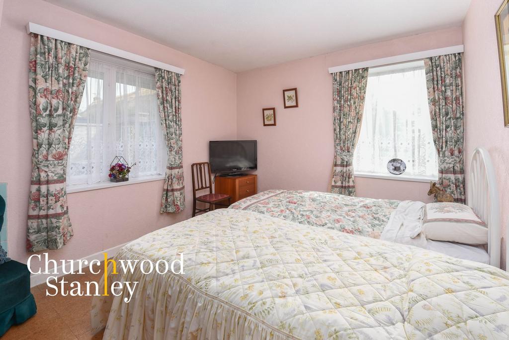 Second bedroom