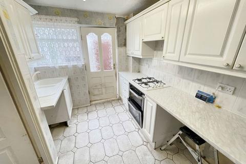 2 bedroom semi-detached house for sale, Newcastle Road, Simonside, South Shields, Tyne and Wear, NE34 9ER