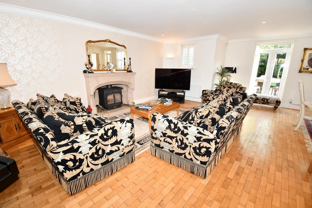 Sitting Area
