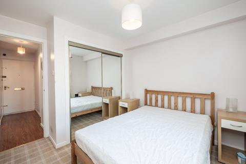 8/6 Sheriff Park, Edinburgh, EH6 6DY