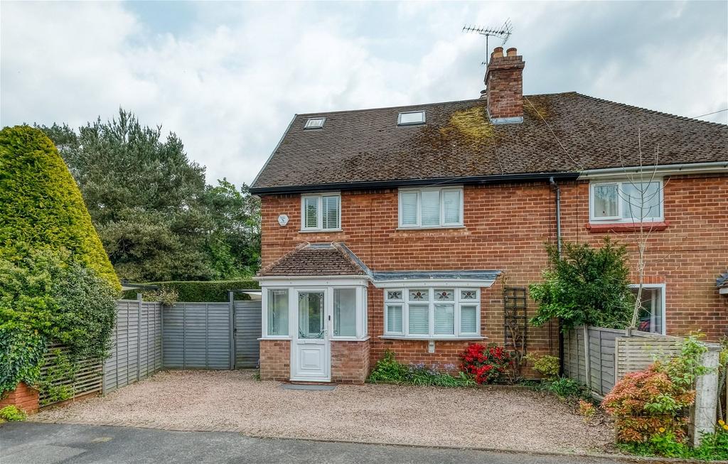 The Croft, Blakedown, Kidderminster, DY10 3JP 4 bed semidetached house