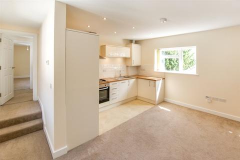 2 bedroom apartment for sale, High Street, Hartley Wintney RG27