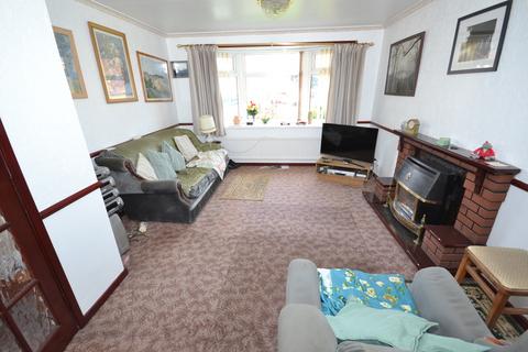 2 bedroom bungalow for sale, Staxton Court, Hull HU9
