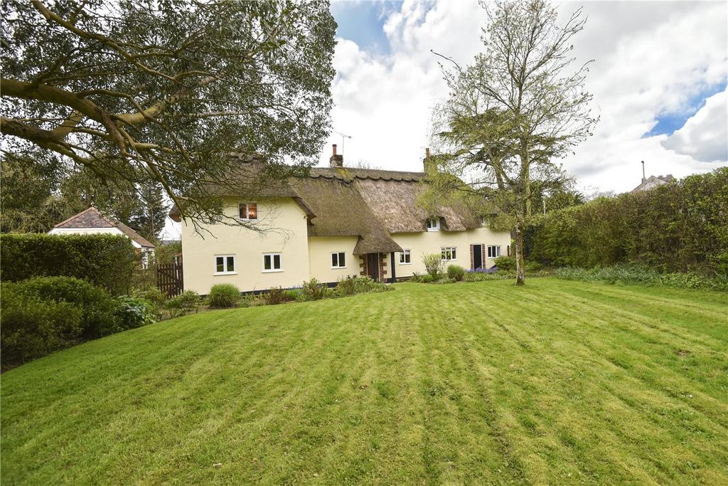 Dorchester Road, Lytchett Minster... 5 bed detached house for sale £