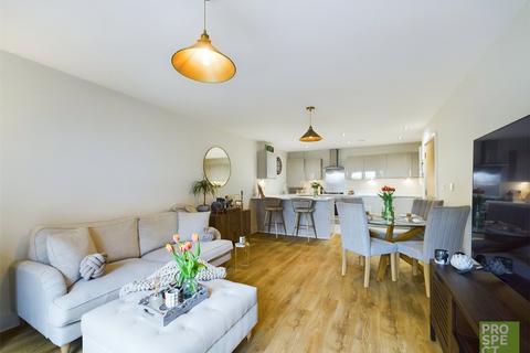 2 bedroom apartment to rent, Institute Road, Taplow, Maidenhead, Berkshire, SL6