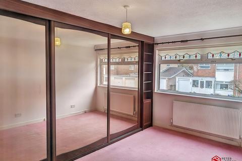 3 bedroom detached house for sale, Woodlands Park Drive, Neath, Neath Port Talbot. SA10 8DE