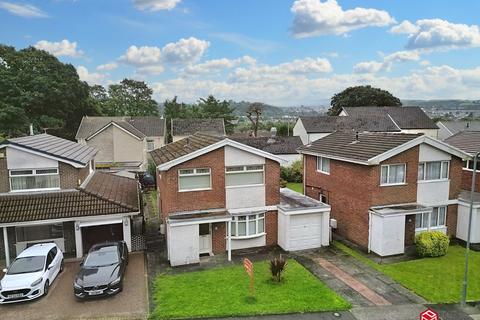 3 bedroom detached house for sale, Woodlands Park Drive, Neath, Neath Port Talbot. SA10 8DE