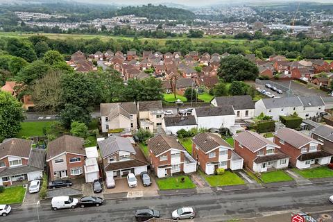 3 bedroom detached house for sale, Woodlands Park Drive, Neath, Neath Port Talbot. SA10 8DE