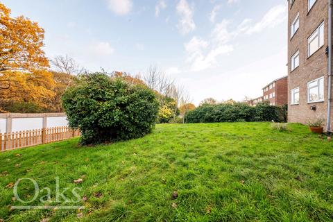 2 bedroom apartment for sale, Auckland Road, Crystal Palace