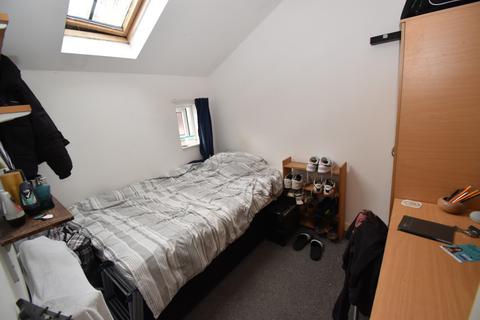 4 bedroom terraced house to rent, Oxford Street, Leamington Spa, Warwickshire, CV32