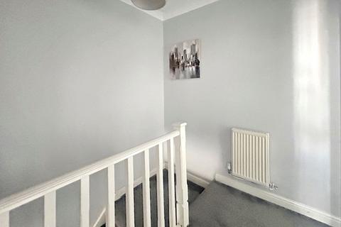 3 bedroom flat for sale, Millbank Crescent, Bedlington, Northumberland, NE22 5QJ