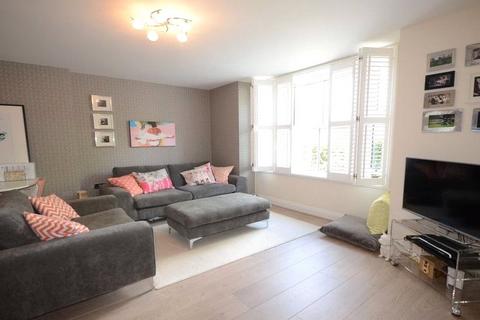 2 bedroom apartment for sale, Greenwich Court, 131 St. Leonards Road, Windsor
