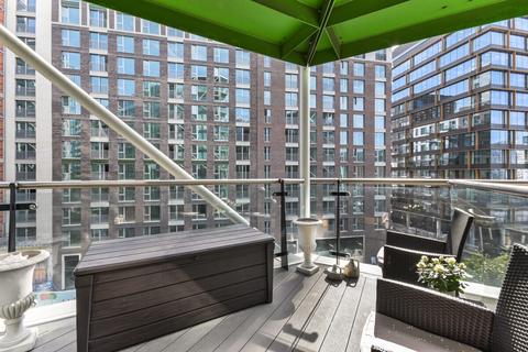 1 bedroom apartment for sale, Riverlight Quay London SW11