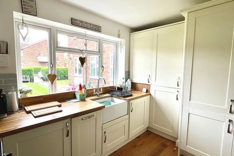 10, Cecil Lodge Cecil Close, Chessington, KT9 1PD