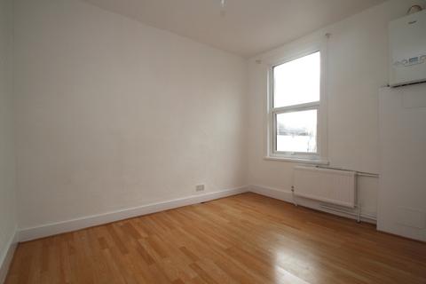 2 bedroom flat for sale, Selsdon Road, Upton Park, E13