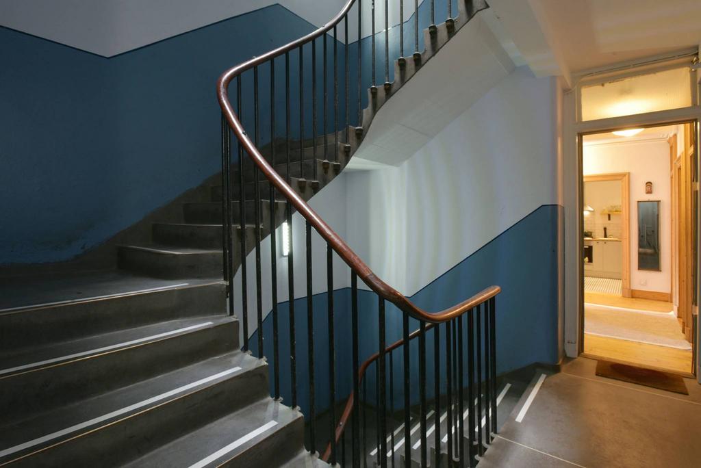 MFL4238788 647.jpg