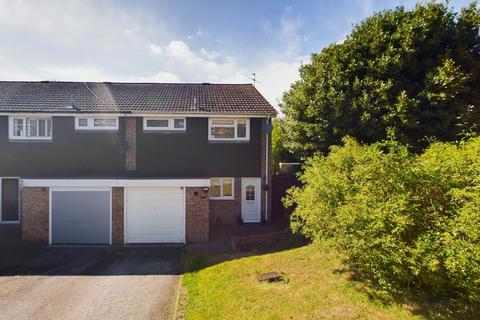 4 Walnut Grove, Hemel Hempstead, HP2 4AP